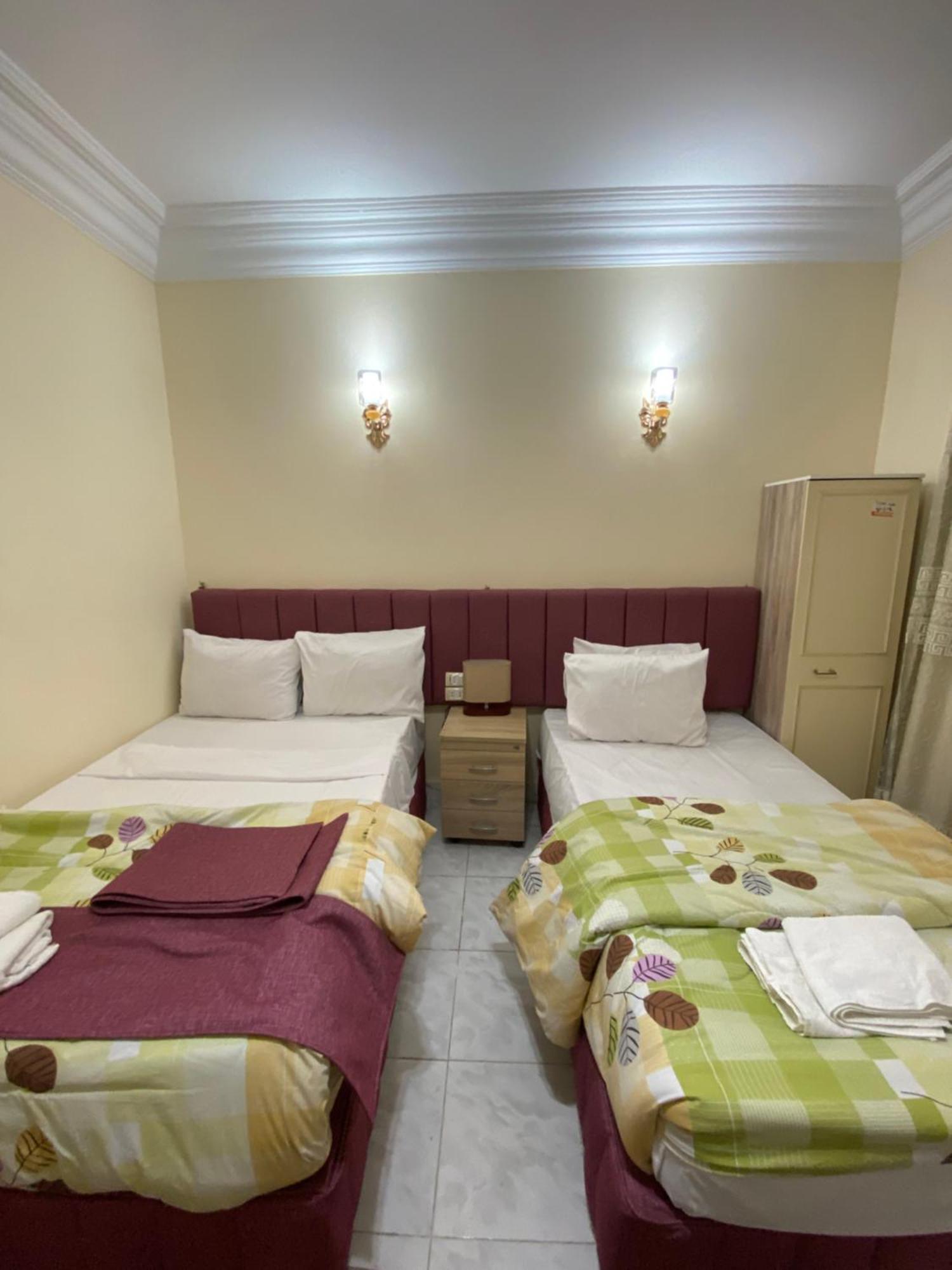 Pyramita Hotel Ghatati Zewnętrze zdjęcie